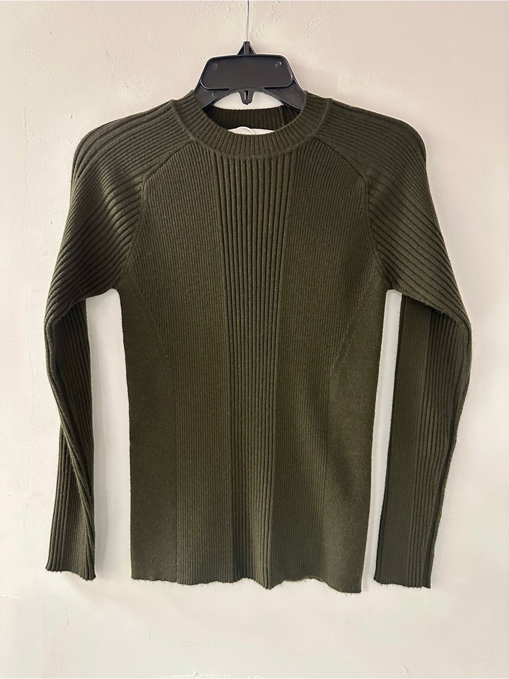 ba&sh Olive Green Ribbed Crewneck Sweater BANNY sweater size Med. NWT